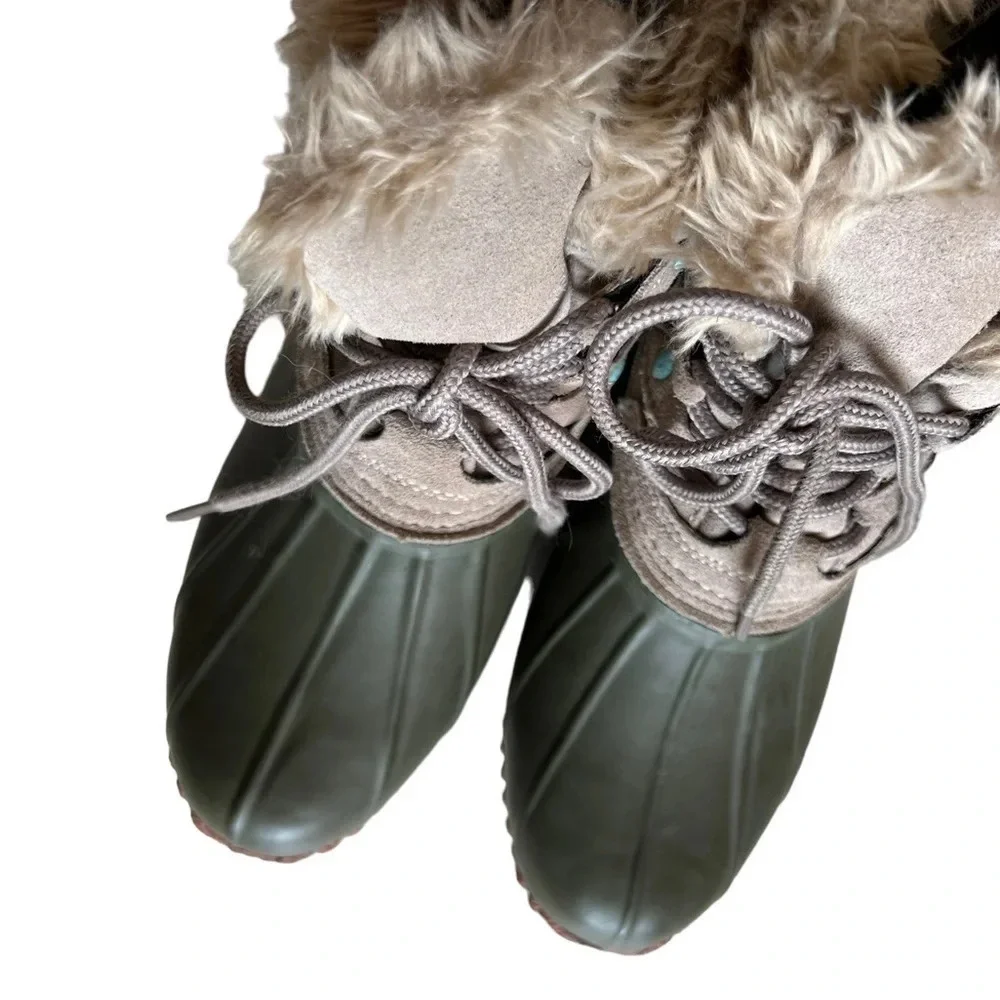 AEO • Green Faux Fur Rain Duck Boot